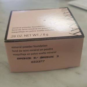 Mary Kay Mineral Powder Bronze 3